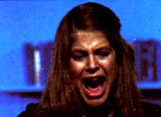 Linda Hamilton vents her lungs with gusto, but she can't save this turkey...