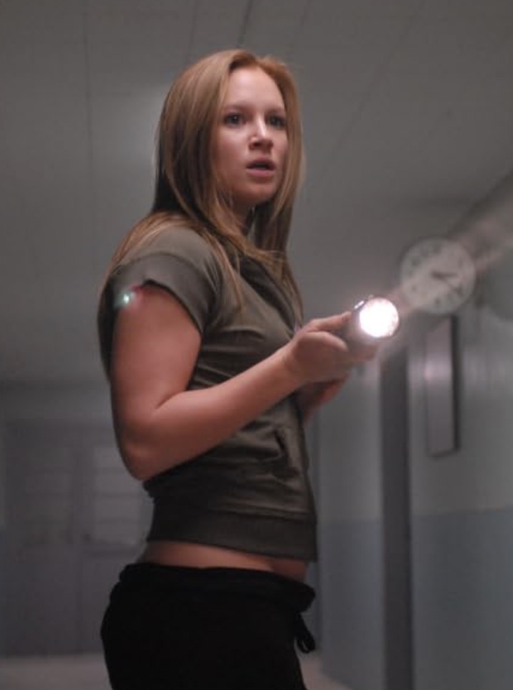 Danielle Savre does Final Girl duties in BOOGEYMAN 2 (2007)