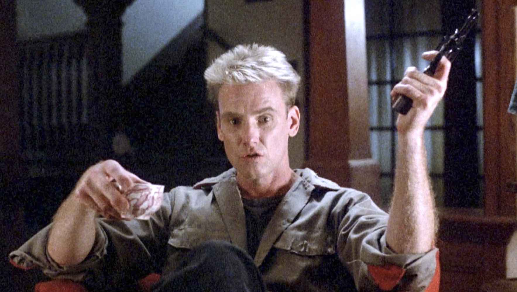 Walter (Frank Miller) is one of the psychotic brothers who go after the people they blame for putting them away behind bars in CURFEW (1989).
