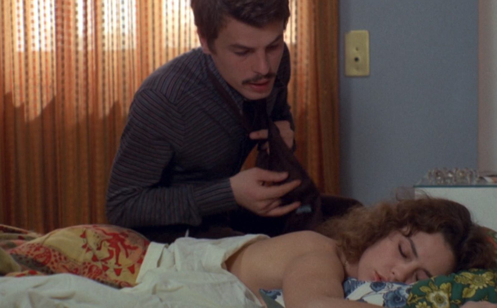 Inspector Lomenzo (Michele Placido) is the classic Giallo Inspector