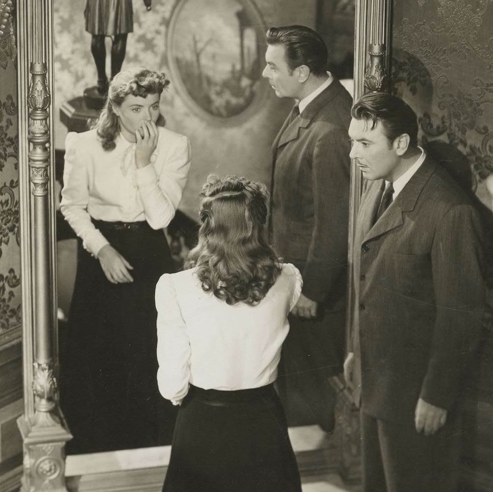 Dorothy McGuire plays the mute Helen alongside George Brent in Robert Siodmak&apos;s influential Noir Thriller